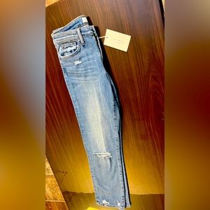 NWT Flying Monkey Jeans sz25 crop distressed straight leg.